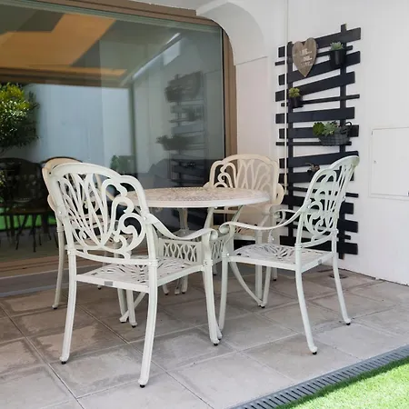 Casa Falcoeiras - Al Com Patio E Jardim Privados Apartment