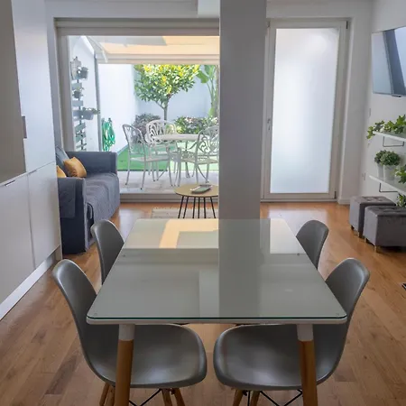 Casa Falcoeiras - Al Com Patio E Jardim Privados * Aveiro