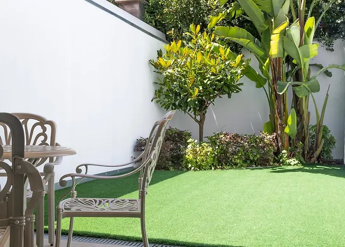 Casa Falcoeiras - Al Com Patio E Jardim Privados Αβέιρο