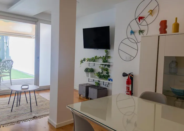 Διαμέρισμα Casa Falcoeiras - Al Com Patio E Jardim Privados