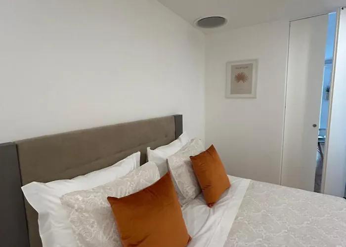 Διαμέρισμα Casa Falcoeiras - Al Com Patio E Jardim Privados Αβέιρο